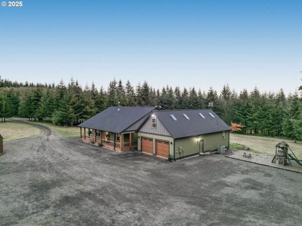 67391 HOLLYWOOD RD, Deer Island, OR 97054