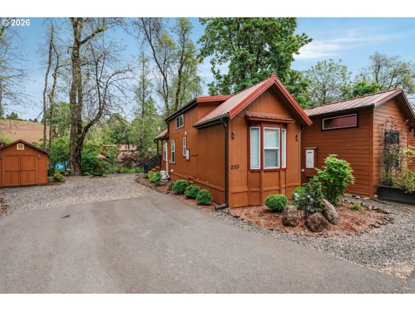 8372 ENCHANTED SE WAY, Unit 253, Turner, OR 97392