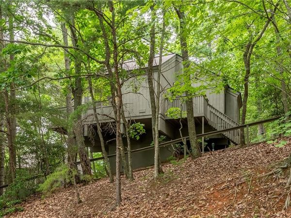 135 Wolfscratch Drive, Big Canoe, GA 30143