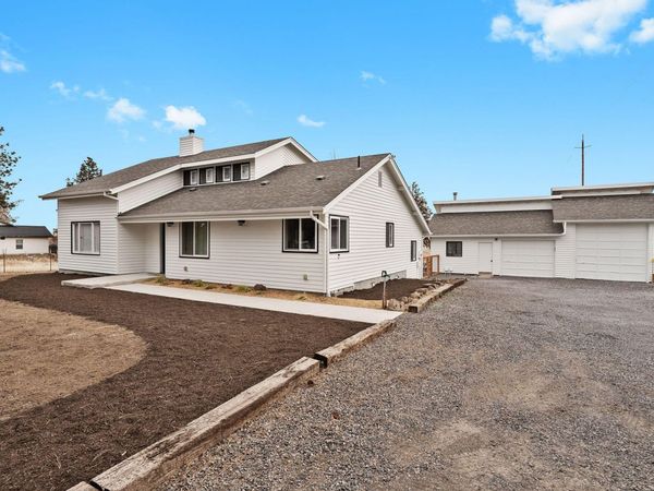 63210 Deschutes Market Road, Bend, OR 97701