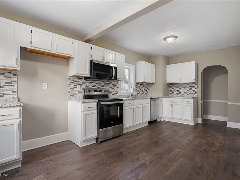 580 Moreley Avenue, Akron, OH 44320 Photo 12