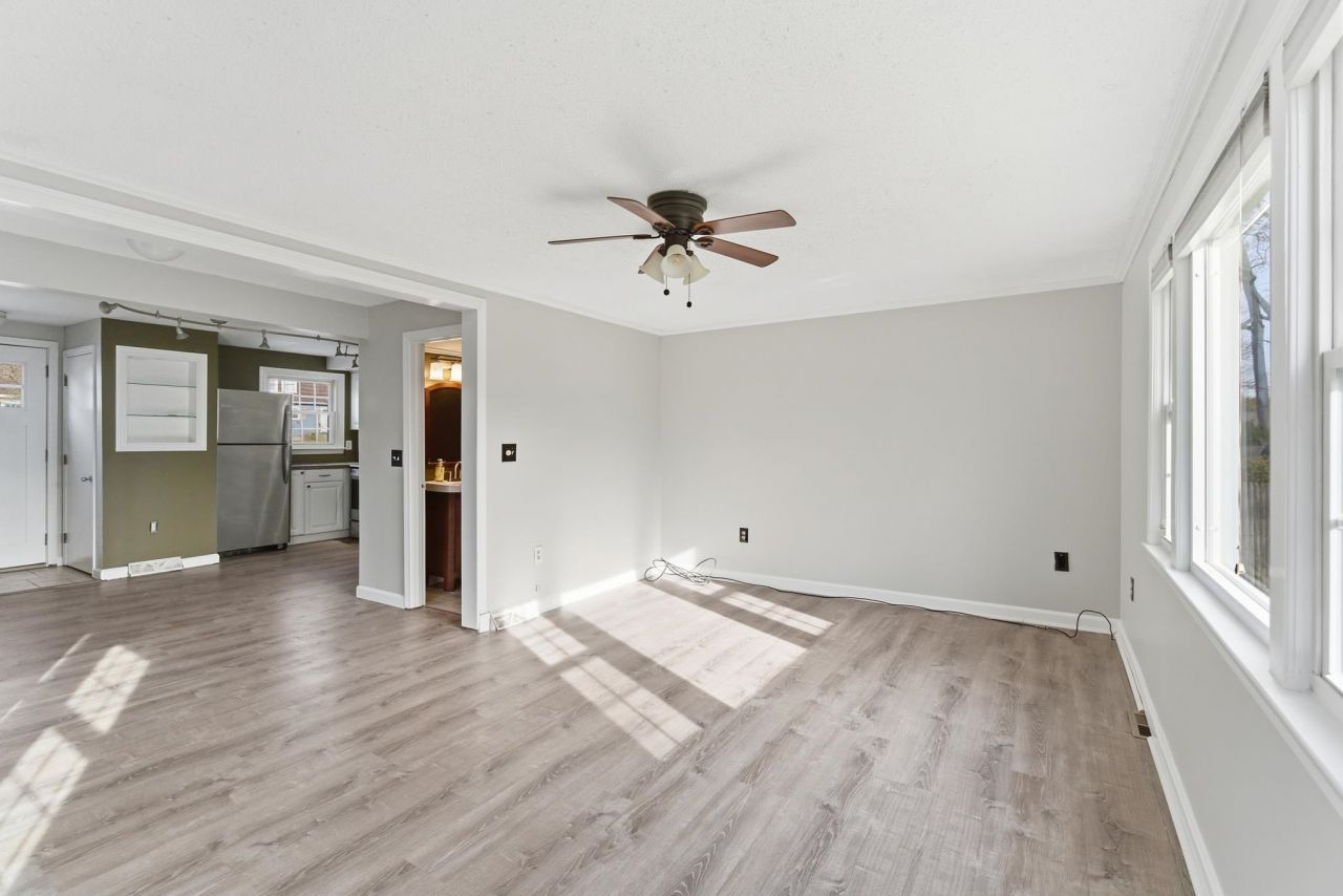 25 Kern Drive, Nashua, NH 03060 Main Photo