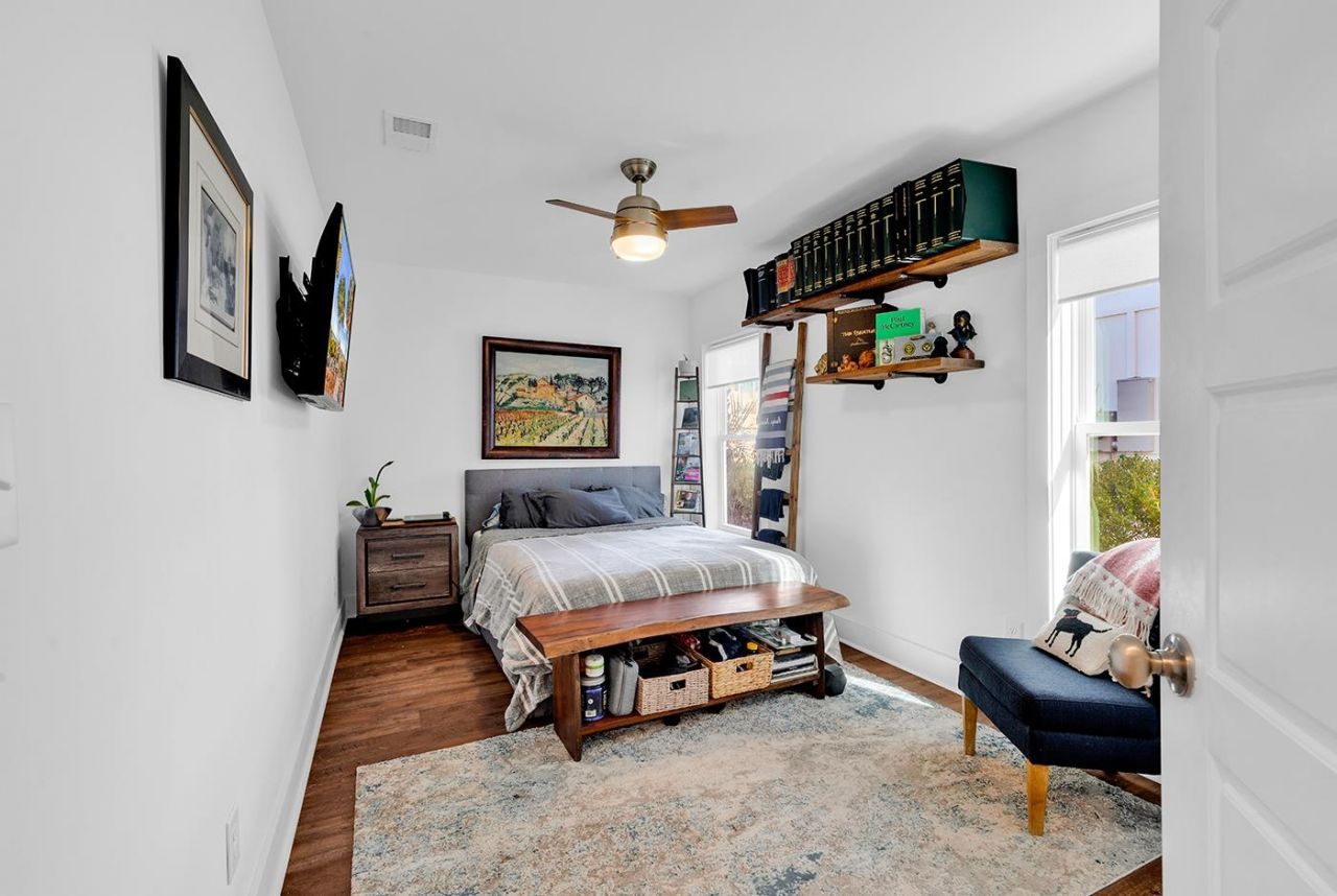 225 Clam Digger Loop Photo 12