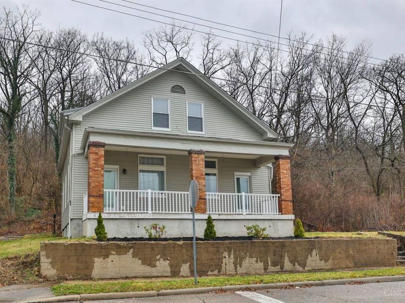 654 Third Street, Reading, OH 45215 Photo 2