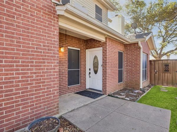 6814 Dolphin Circle, Rowlett, TX 75088