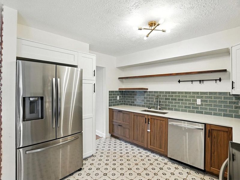 9175 Bunnell Hill Road, Centerville, OH 45458 Photo 9