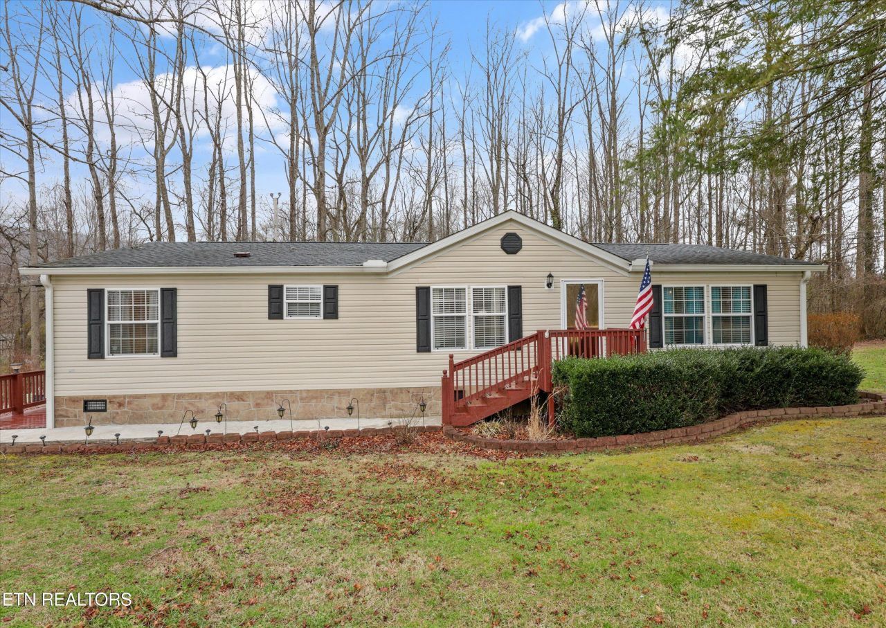 156 Lee Terry Rd, Wartburg, TN 37887 Main Photo