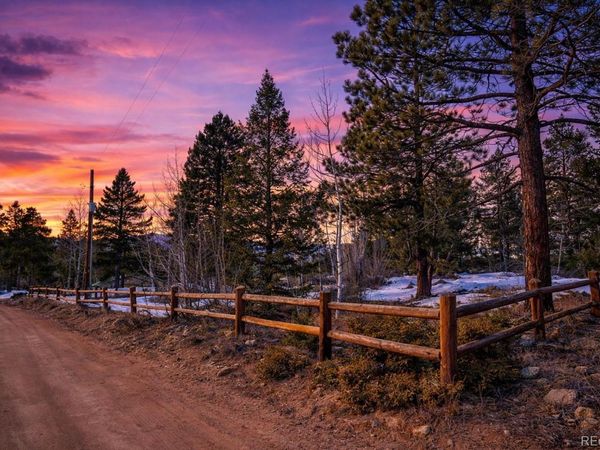 815 Cougar Run , Nederland, CO 80466