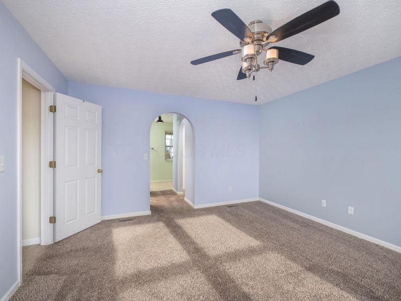 306 Eagles Nest Avenue, Johnstown, OH 43031 Photo 12