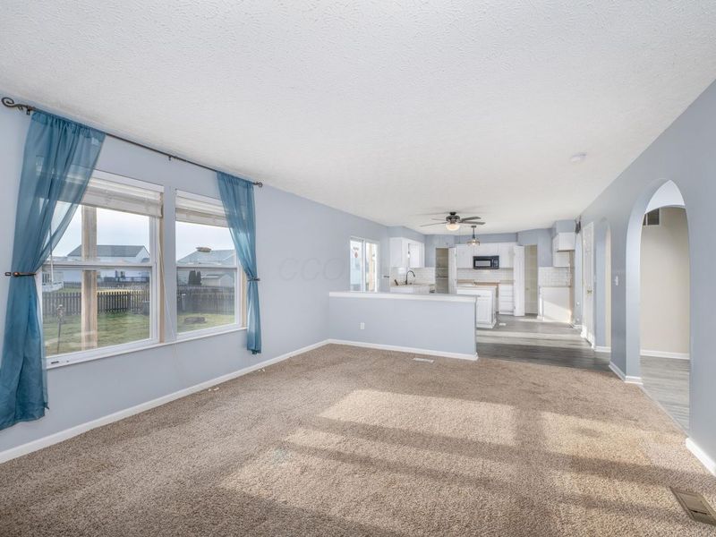 306 Eagles Nest Avenue, Johnstown, OH 43031 Photo 3