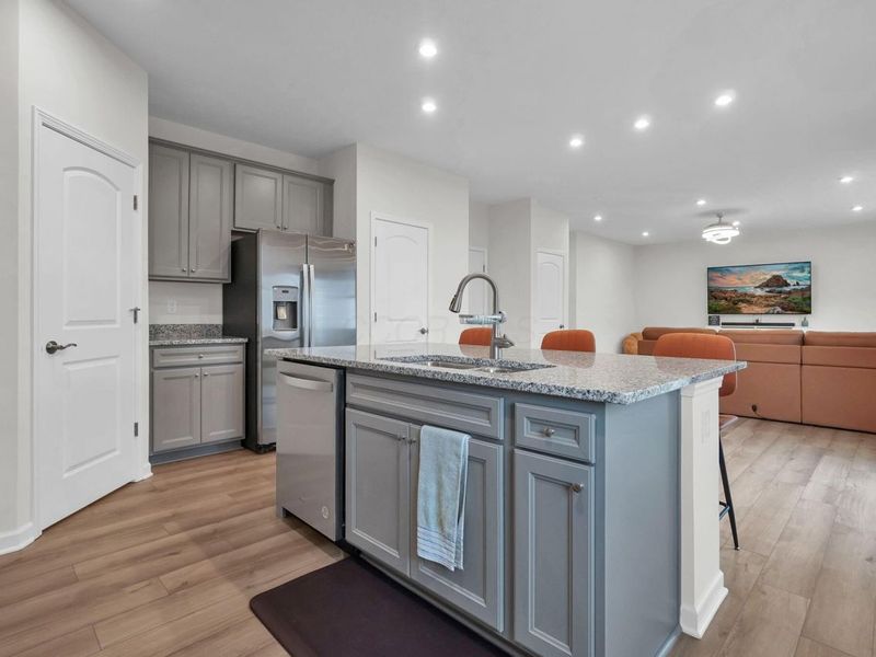 1303 Theodore Drive, Lockbourne, OH 43137 Photo 12