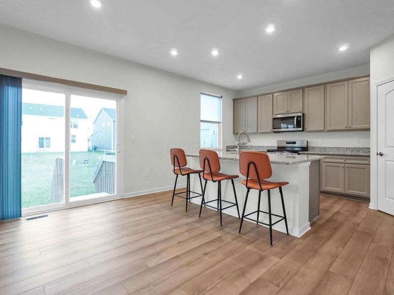 1303 Theodore Drive, Lockbourne, OH 43137 Photo 14