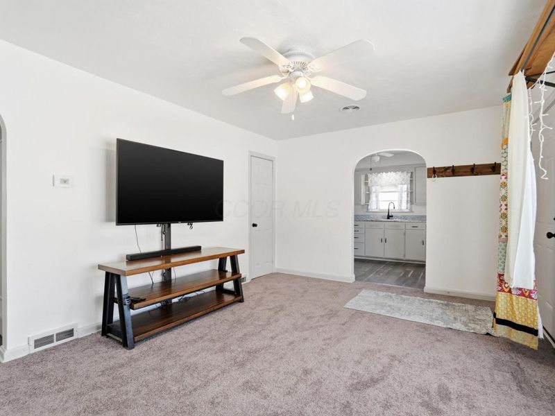 838 Crew Avenue, Galion, OH 44833 Photo 4