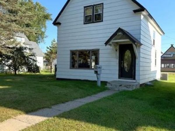 319 4th Street NW, Aitkin, MN 56431