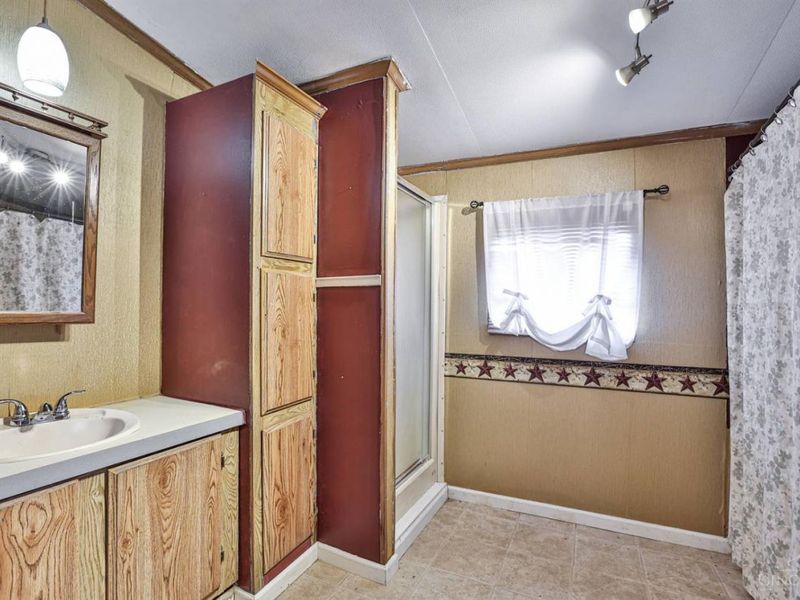 8104 Stringtown Road, Huntington Twp, OH 45101 Photo 13