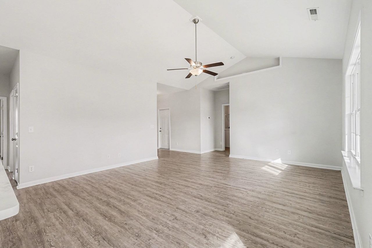 351 Lakota Loop Photo 6