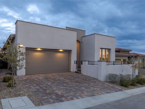 11730 Hatchling Avenue, Las Vegas, NV 89138