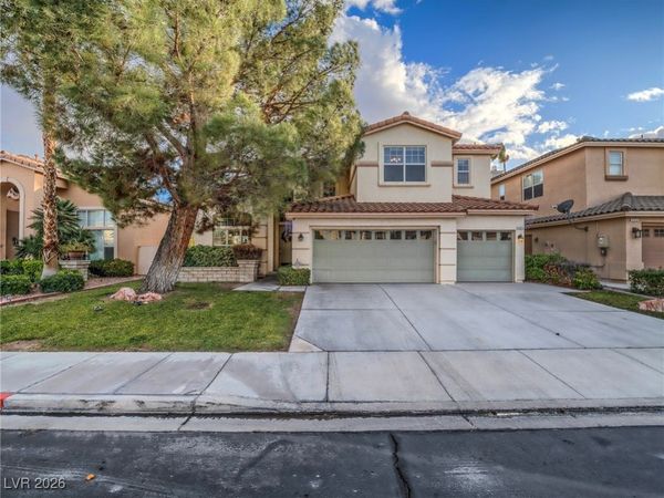 2511 Hacker Drive, Henderson, NV 89074