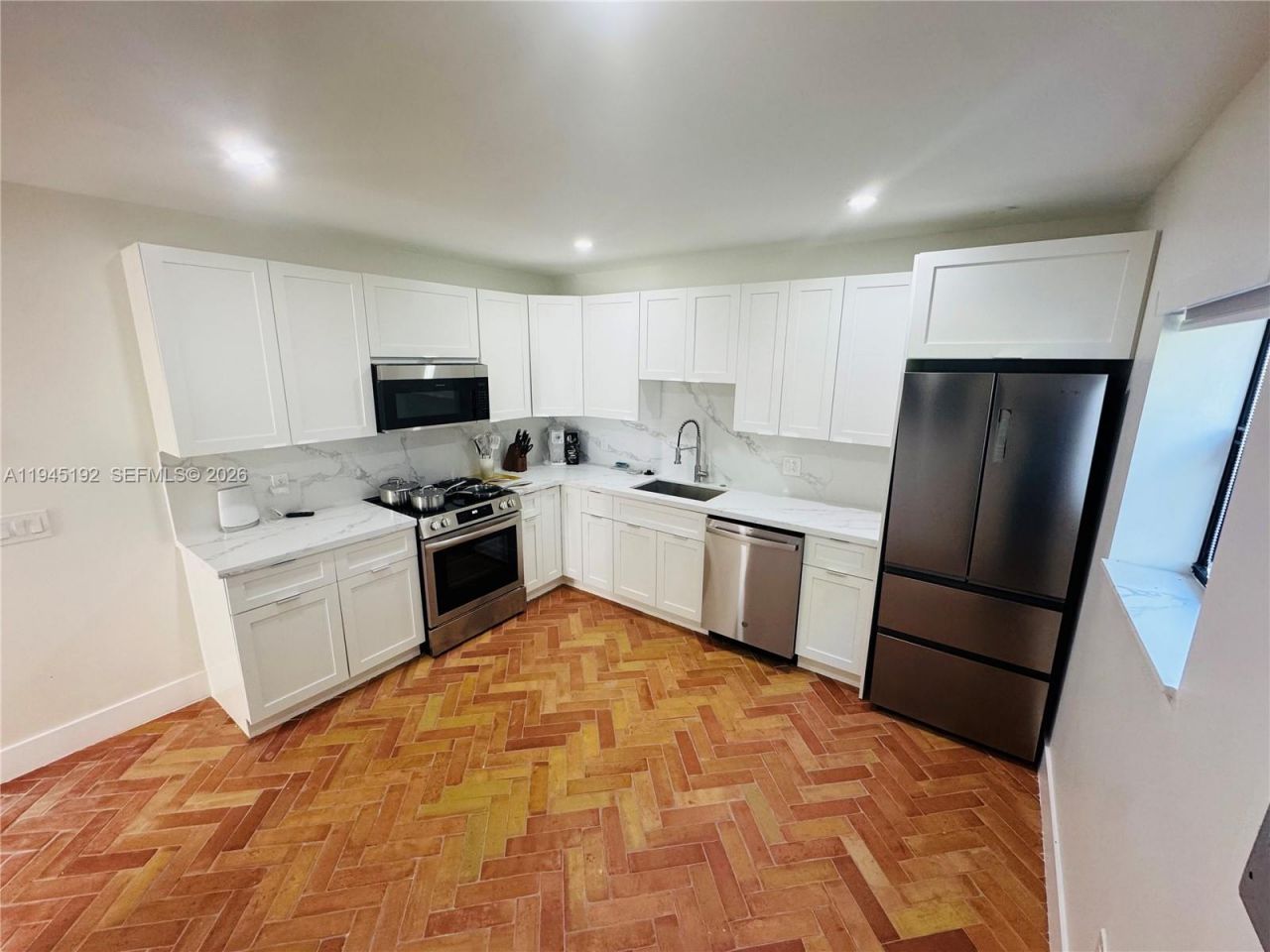 905 SW 13th Ct, Miami, FL 33135 Photo