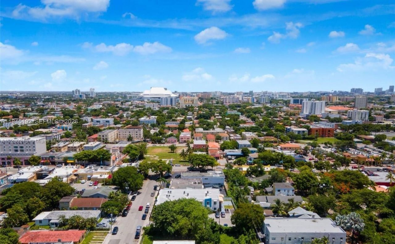 905 SW 13th Ct, Miami, FL 33135 Photo