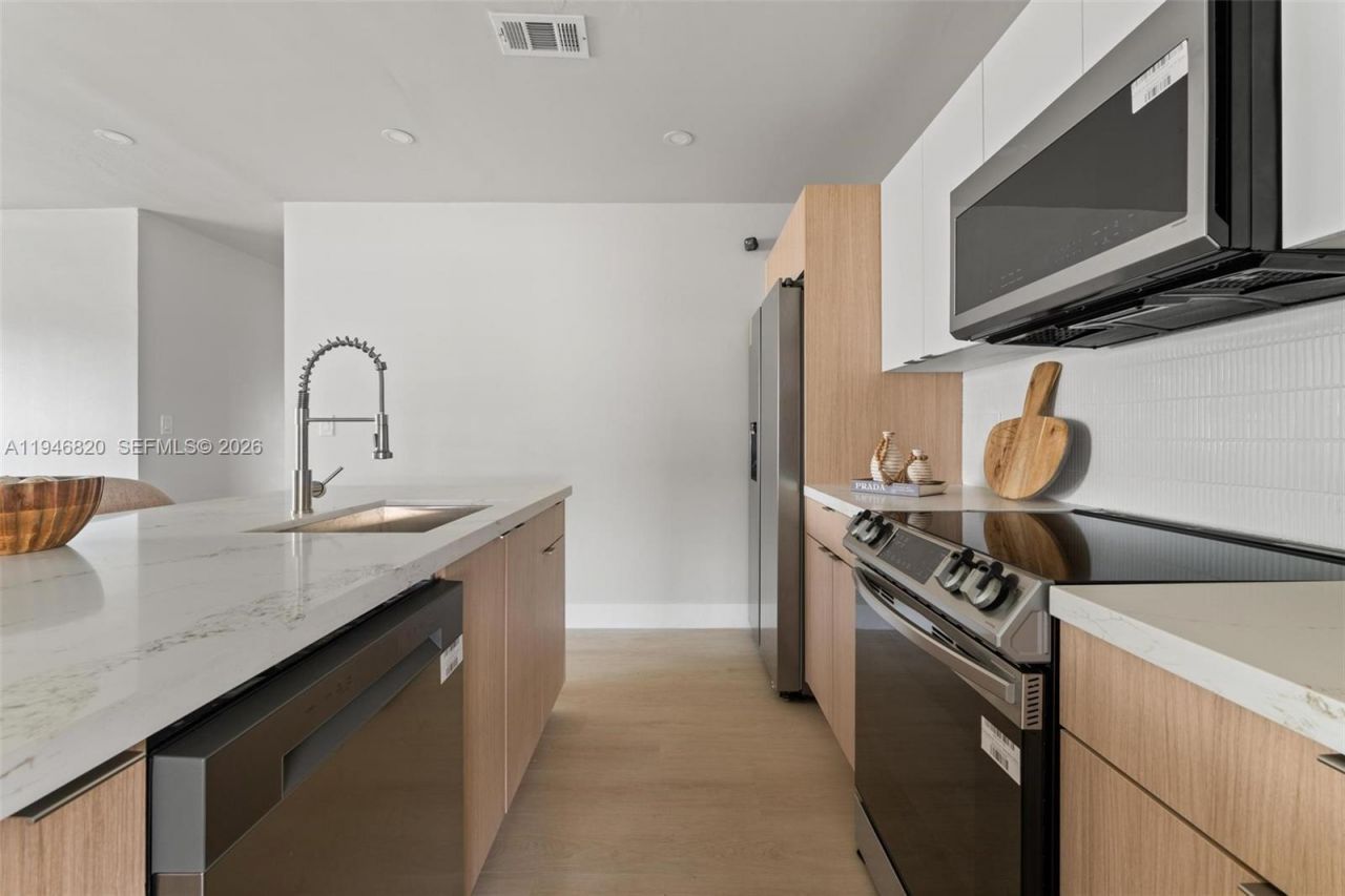 18800 NW 39th Ct, Miami Gardens, FL 33055 Photo