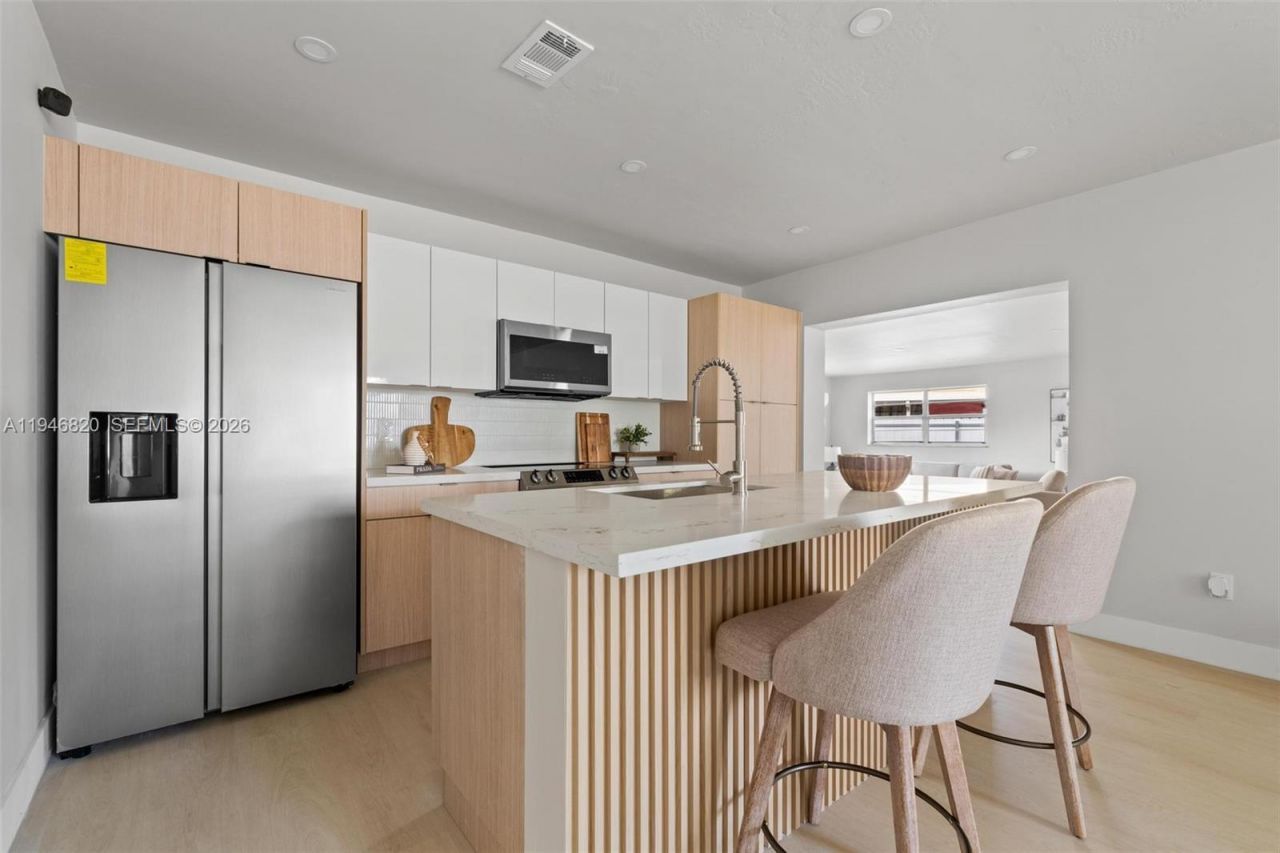 18800 NW 39th Ct, Miami Gardens, FL 33055 Photo