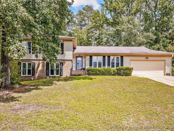 221 Waxhaw Drive, Fayetteville, NC 28314