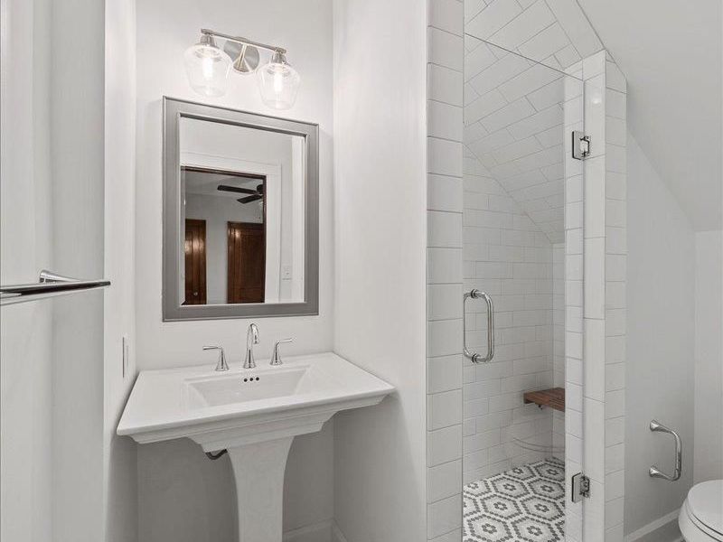 3067 Henshaw Avenue, Cincinnati, OH 45225 Photo 16