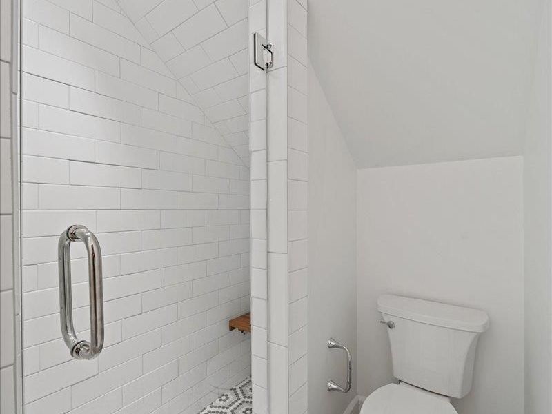 3067 Henshaw Avenue, Cincinnati, OH 45225 Photo 17