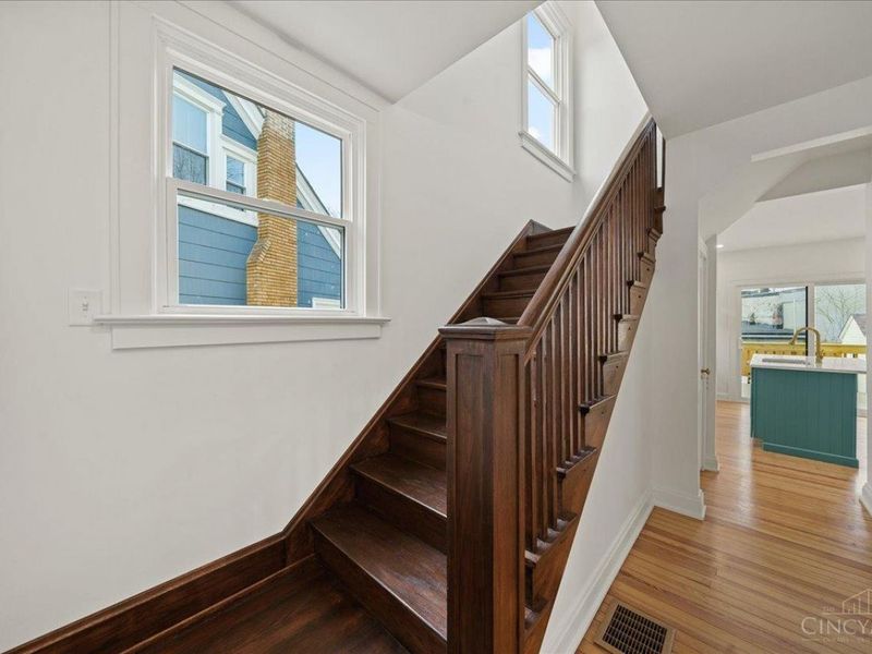 3067 Henshaw Avenue, Cincinnati, OH 45225 Photo 4