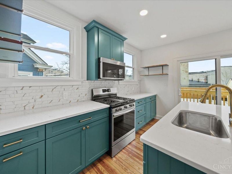 3067 Henshaw Avenue, Cincinnati, OH 45225 Photo 5