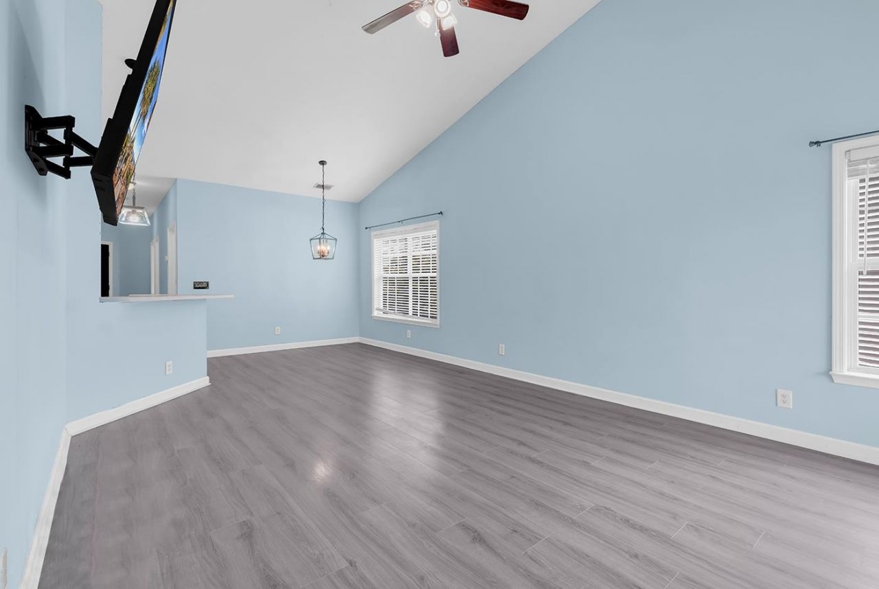 105 Ashley Park Dr. Photo 18