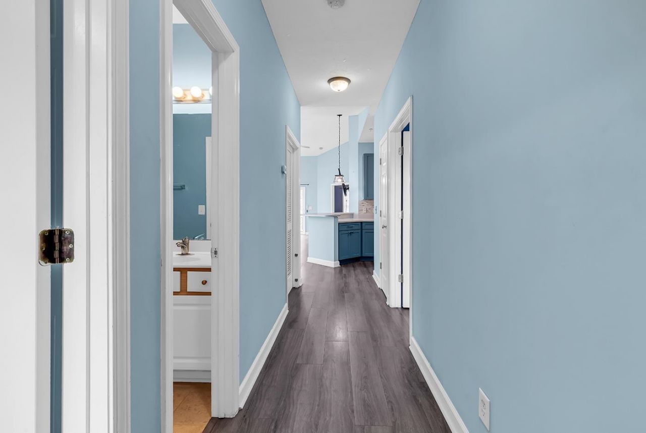 105 Ashley Park Dr. Photo 2