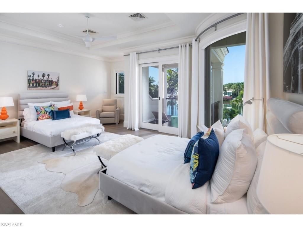 3430 Gin Ln, Naples, FL 34102 Photo