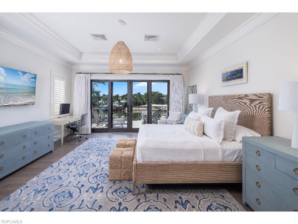 3430 Gin Ln, Naples, FL 34102 Photo