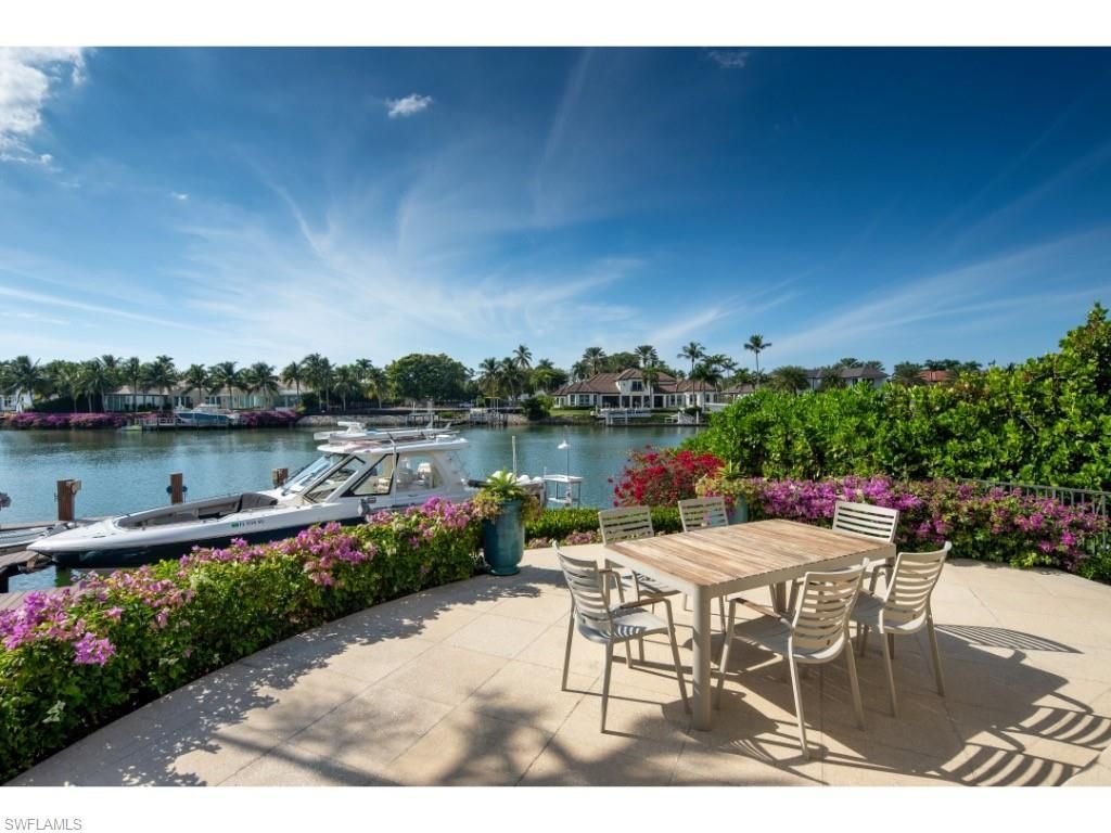 3430 Gin Ln, Naples, FL 34102 Photo