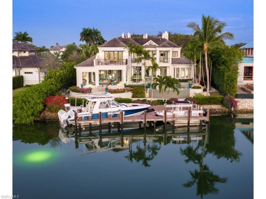 3430 Gin Ln, Naples, FL 34102 Photo