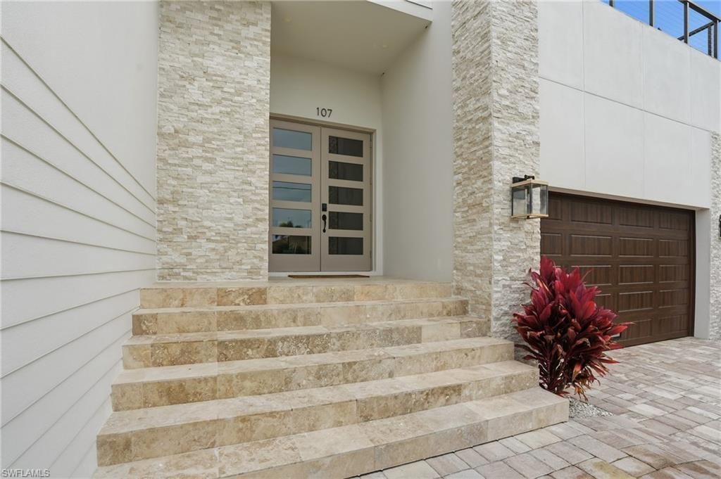 107 W Hilo St, Naples, FL 34113 Photo
