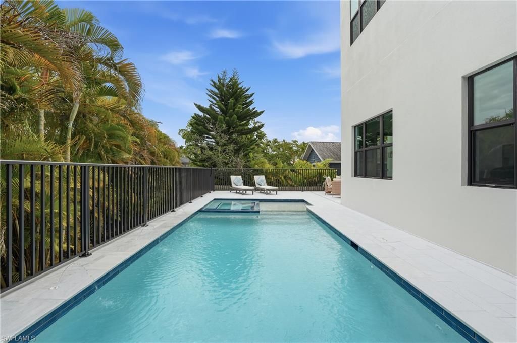 107 W Hilo St, Naples, FL 34113 Photo