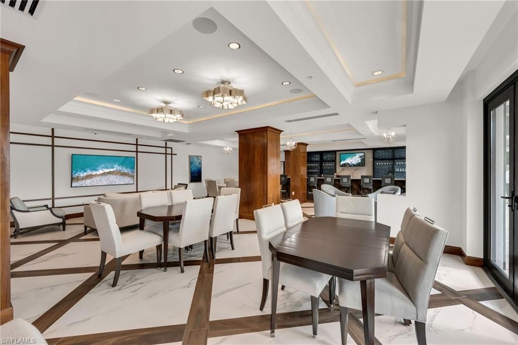 6075 Pelican Bay Blvd, Unit 303, Naples, FL 34108 Photo