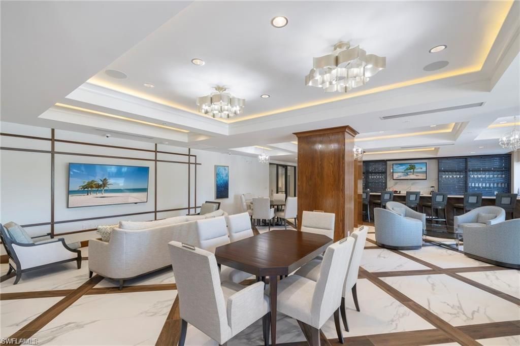 6075 Pelican Bay Blvd, Unit 303, Naples, FL 34108 Photo