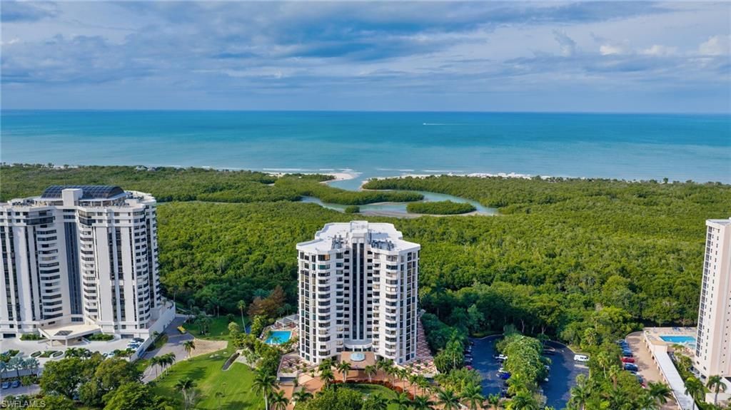 6075 Pelican Bay Blvd, Unit 303, Naples, FL 34108 Photo