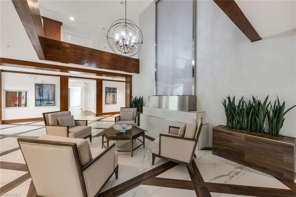 6075 Pelican Bay Blvd, Unit 303, Naples, FL 34108 Photo