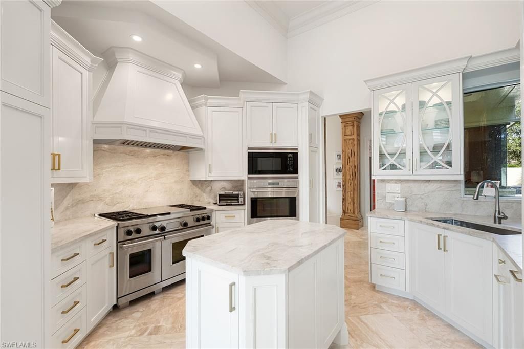 248 Point Salerno, Naples, FL 34108 Photo