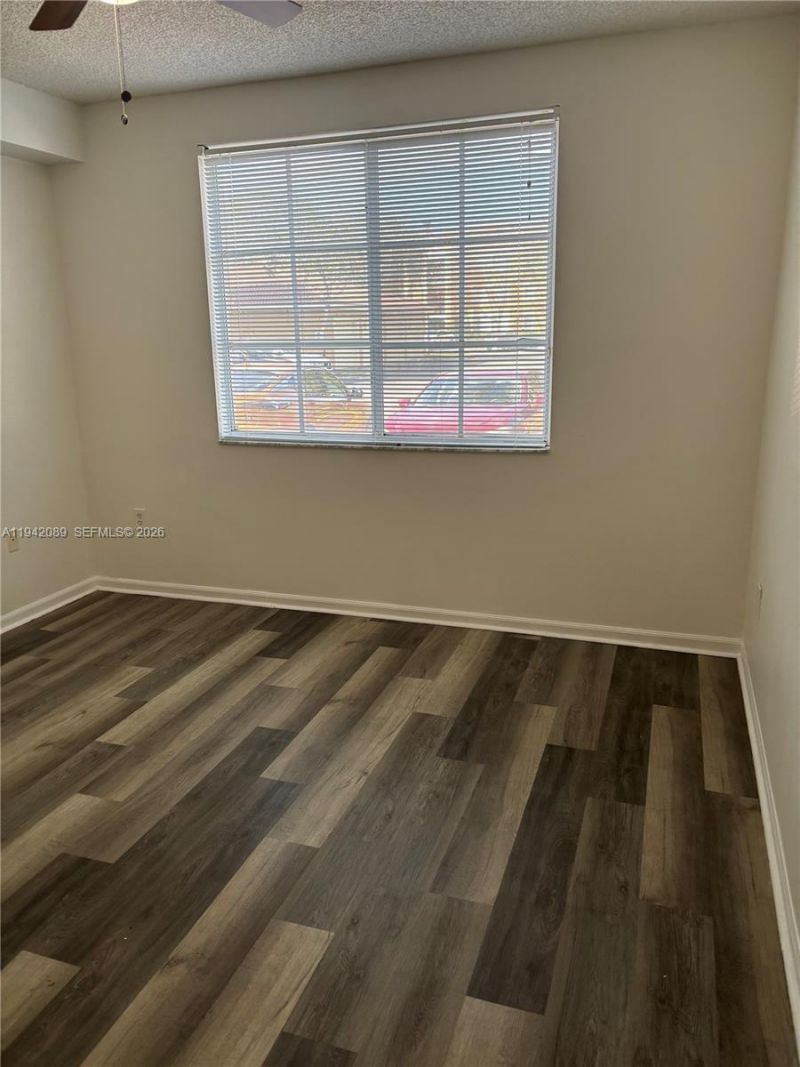 8050 N Nob Hill Rd, Unit 105, Tamarac, FL 33321 Photo