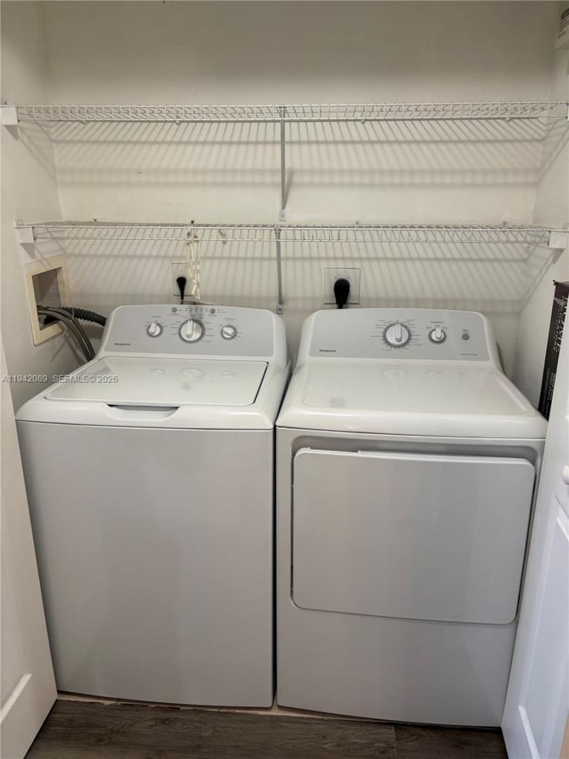 8050 N Nob Hill Rd, Unit 105, Tamarac, FL 33321 Photo