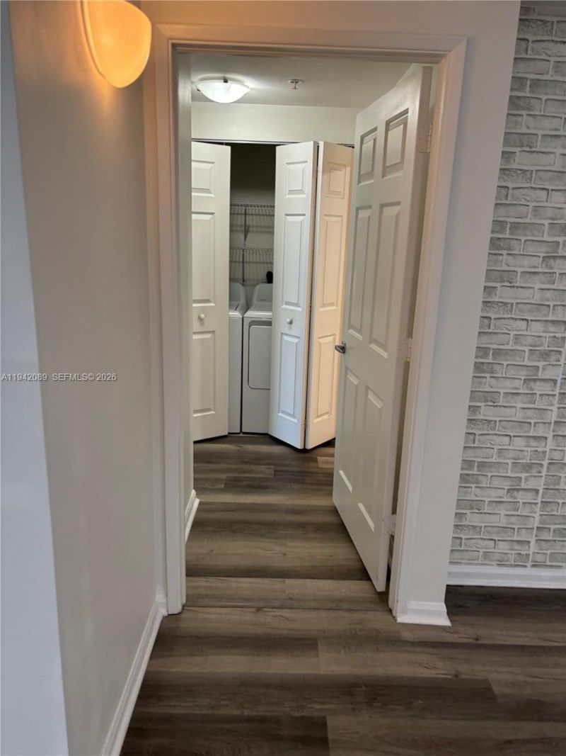 8050 N Nob Hill Rd, Unit 105, Tamarac, FL 33321 Photo