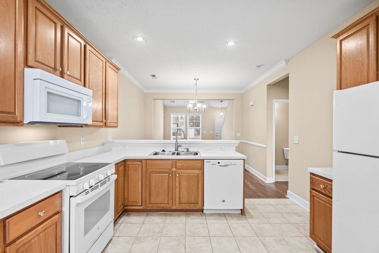 6172 Catalina Dr. Photo 13