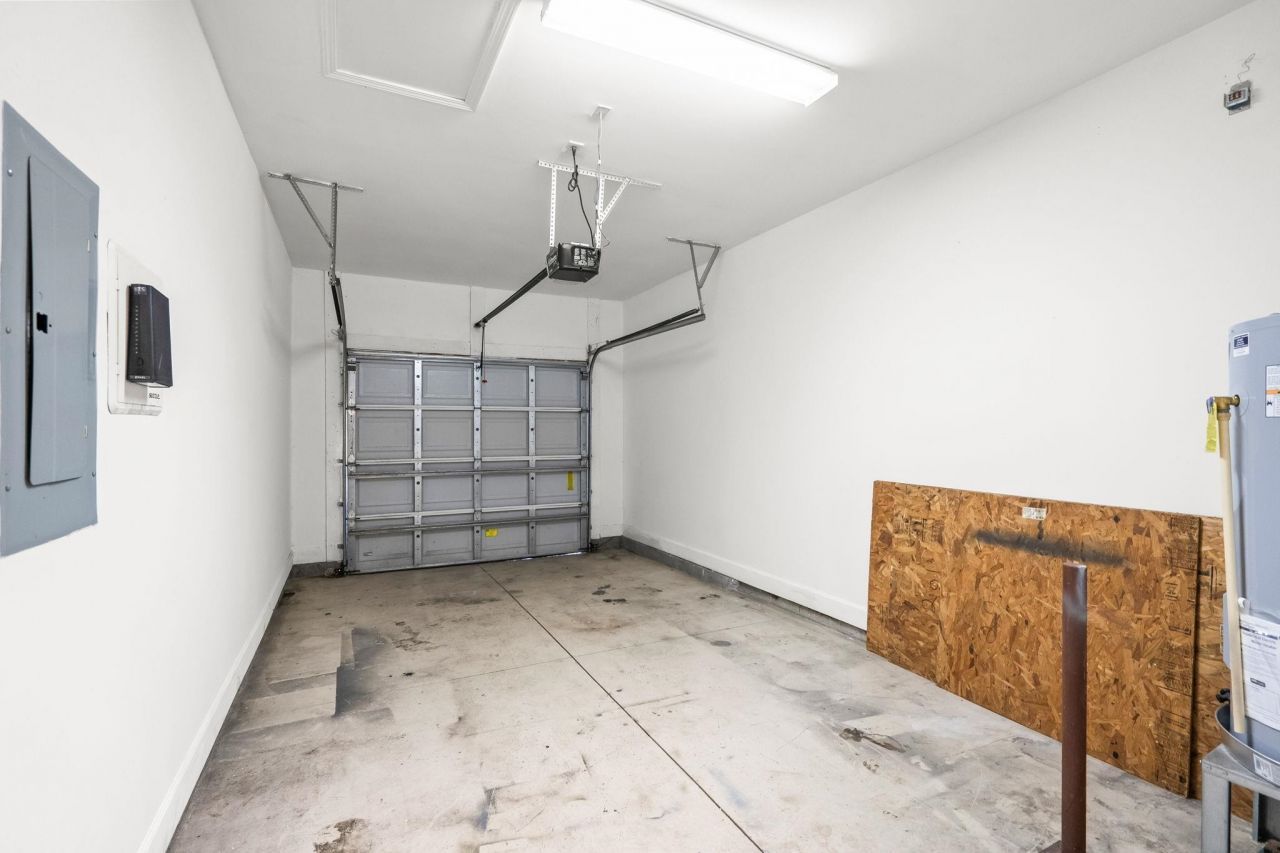 6172 Catalina Dr. Photo 34