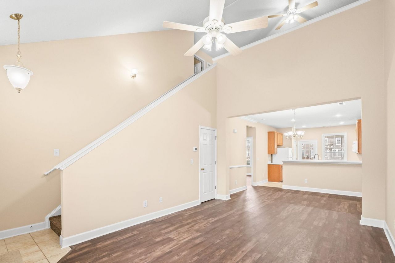 6172 Catalina Dr. Photo 7